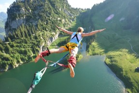 多伦多猛龙发展联盟表现亮眼，多伦多猛龙官网