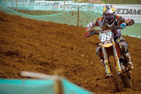 美因茨足球俱乐部在保级战中实现重大突破，美因茨足球俱乐部德甲排名