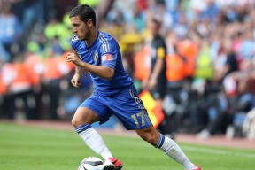 开云官网APP下载-_现场现场：比赛激战，欢呼声不断_，比赛场面激烈